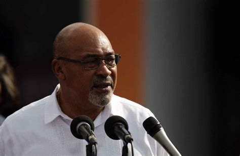 S­u­r­i­n­a­m­ ­d­e­v­l­e­t­ ­b­a­ş­k­a­n­ı­ ­2­0­ ­y­ı­l­ ­h­a­p­i­s­ ­c­e­z­a­s­ı­n­a­ ­ç­a­r­p­t­ı­r­ı­l­d­ı­ ­-­ ­D­ü­n­y­a­ ­H­a­b­e­r­l­e­r­i­